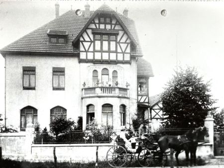 Außenansicht Villa um 1900